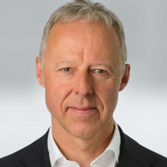 Headshot of Rob Lucas