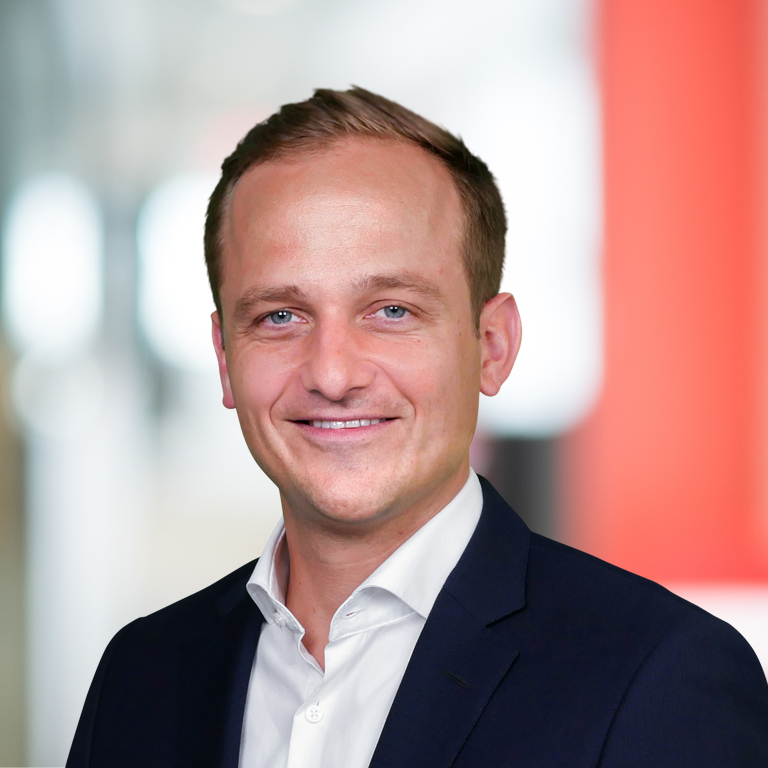 Headshot of Nikolaus Zacher