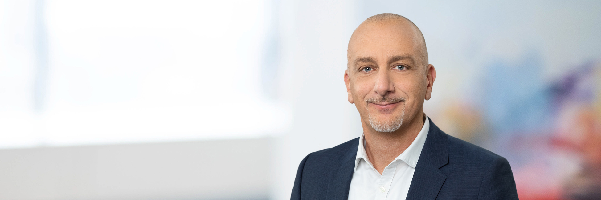 Headshot of Michael Schneider