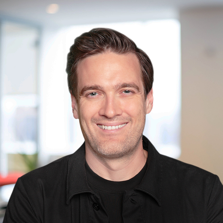 Headshot of Philip Dowling