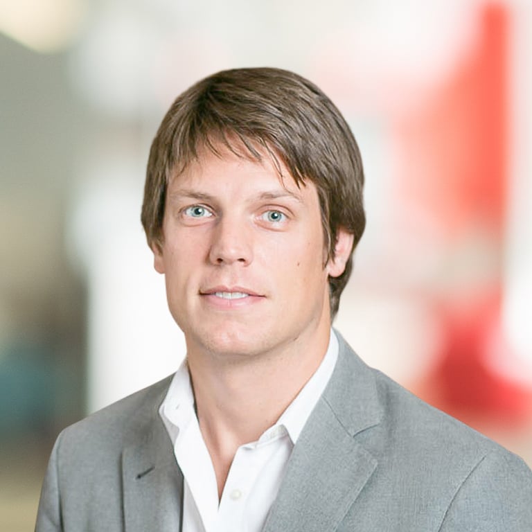 Headshot of Emron Pratt