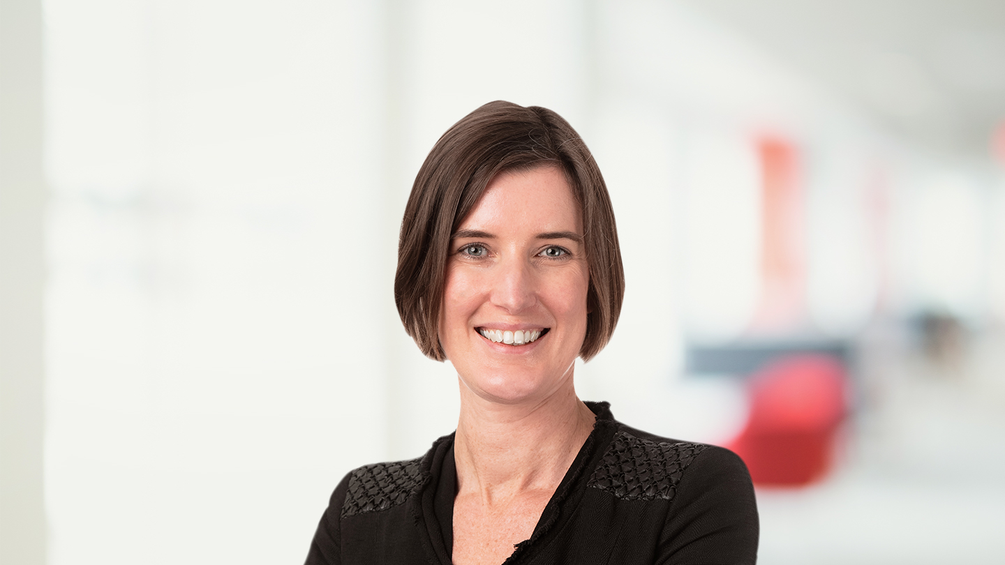 Headshot of Lindsey Naylor