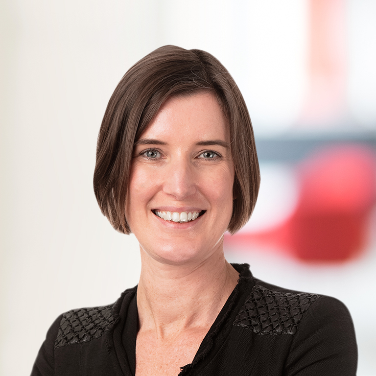 Headshot of Lindsey Naylor