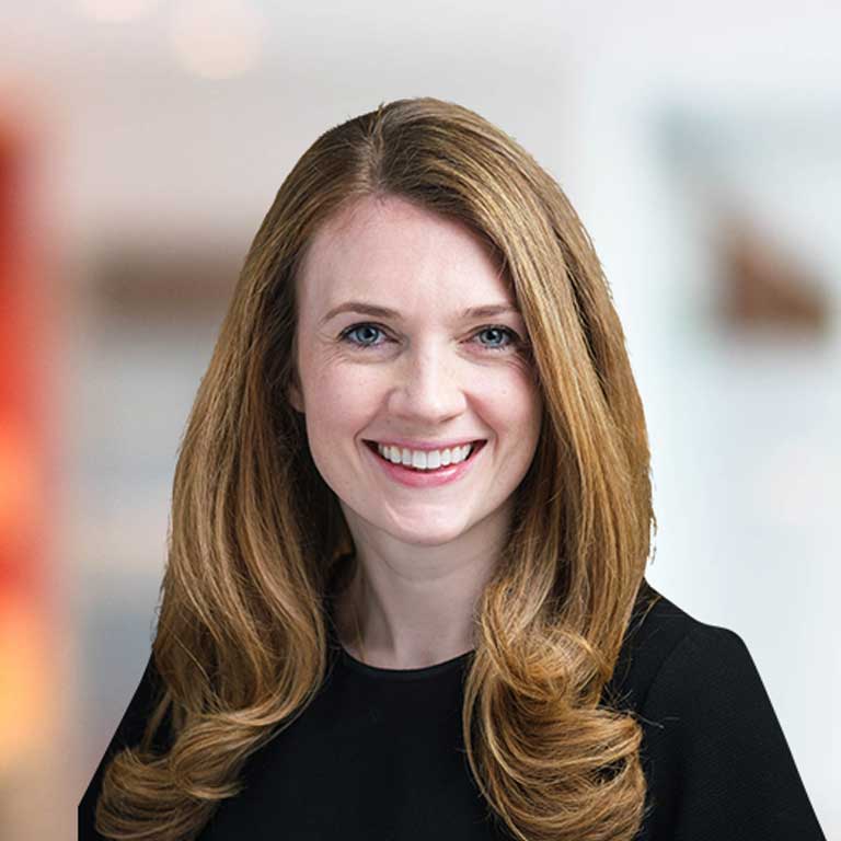 Headshot of Caitlin Dowling