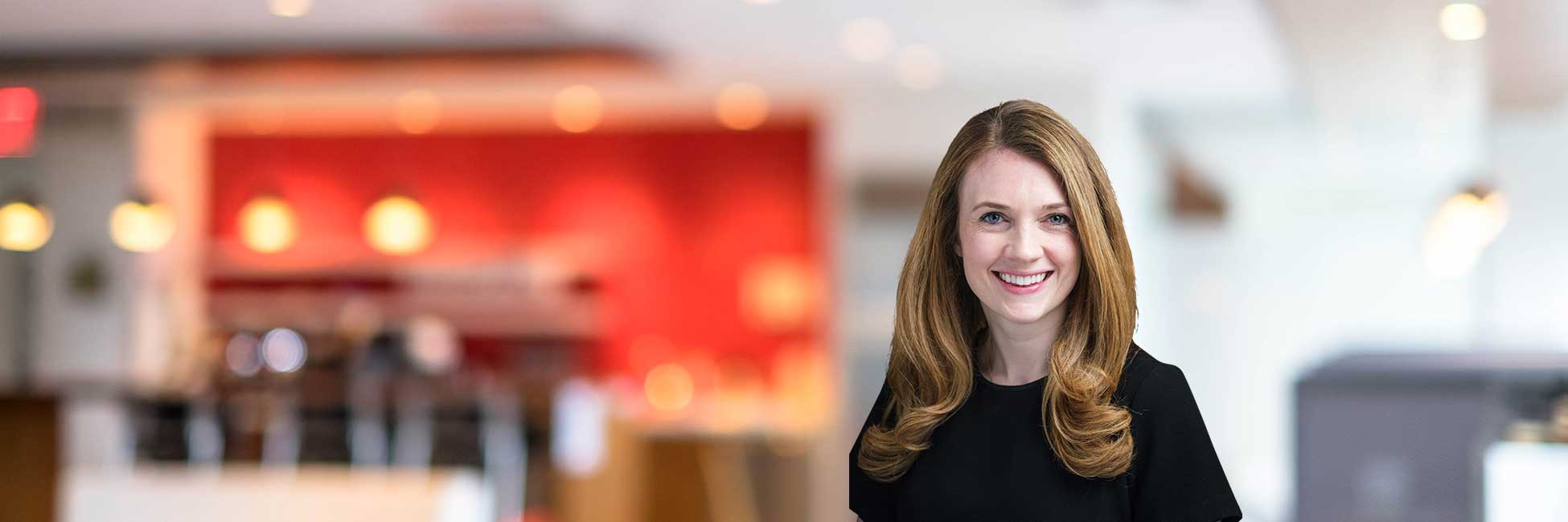 Headshot of Caitlin Dowling