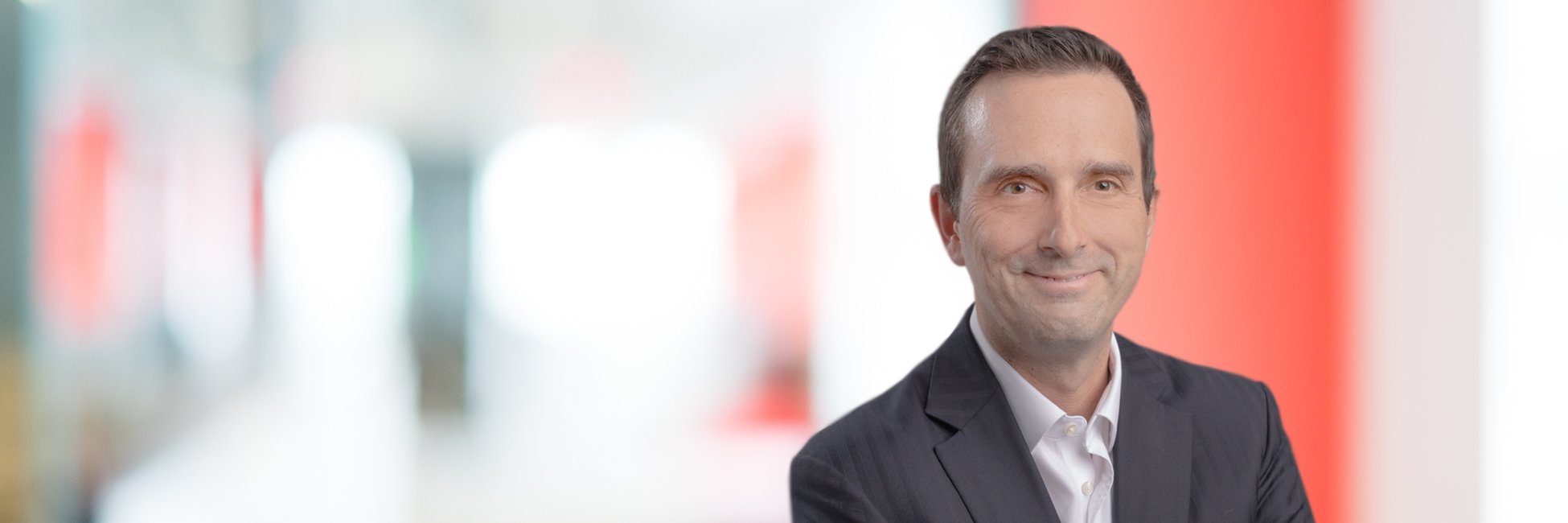 Headshot of Florian Hoppe