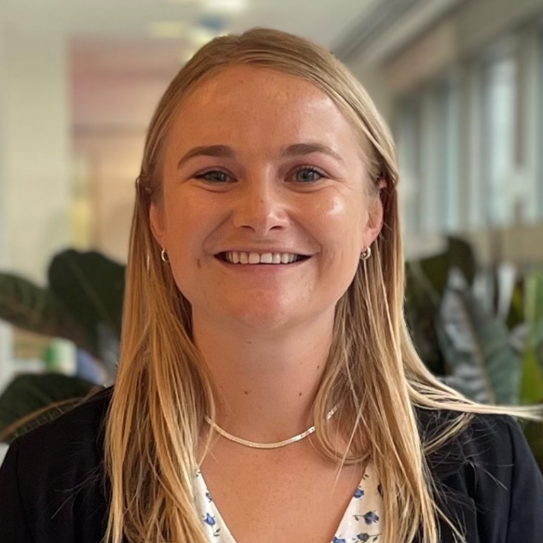 Headshot of Tessa Hutchinson LAST