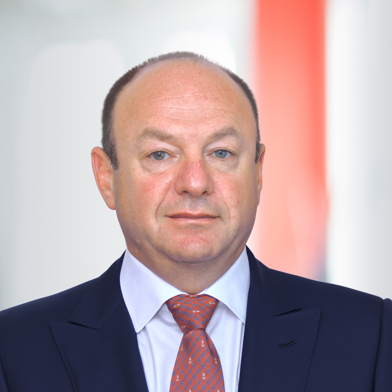 Headshot of Yury Spektorov