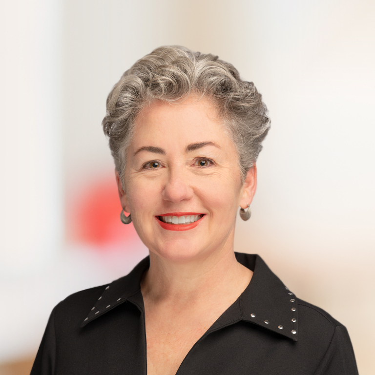 Headshot of Erin McCune