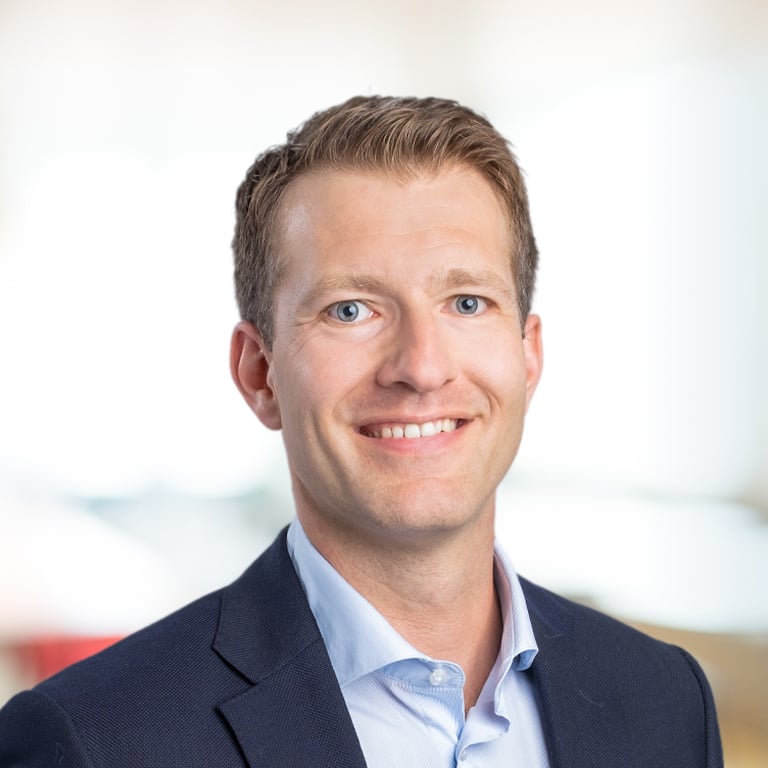 Headshot of Jakob Hasse