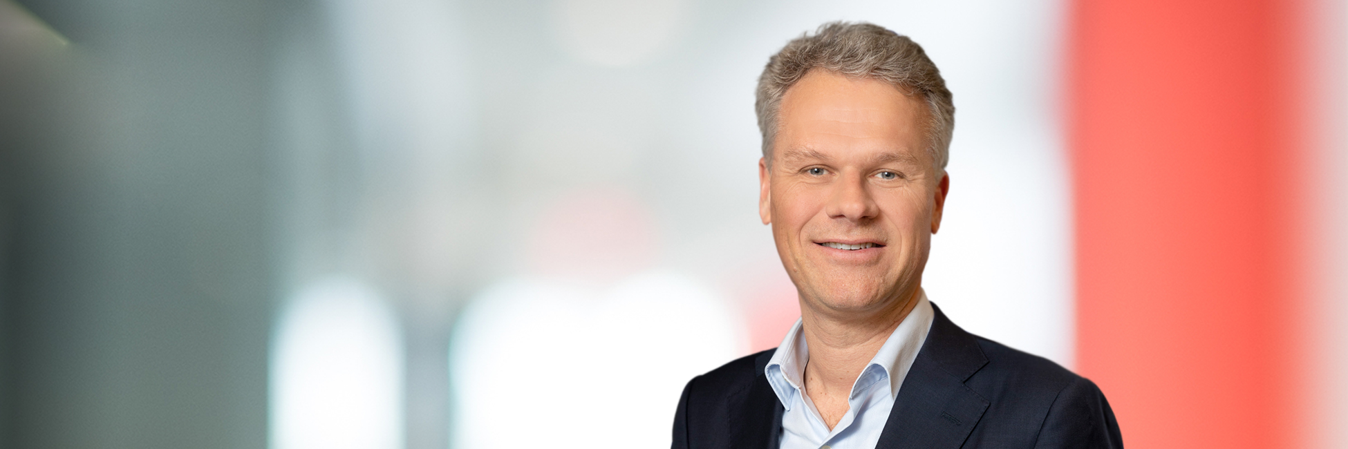 Headshot of Allard Vegter