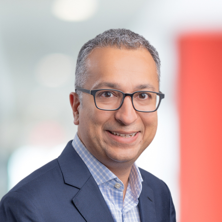 Headshot of Vikram Kapur