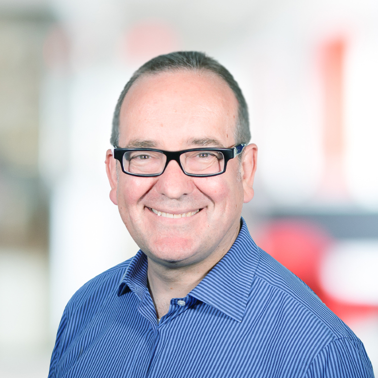 Headshot of Stephen Phillips