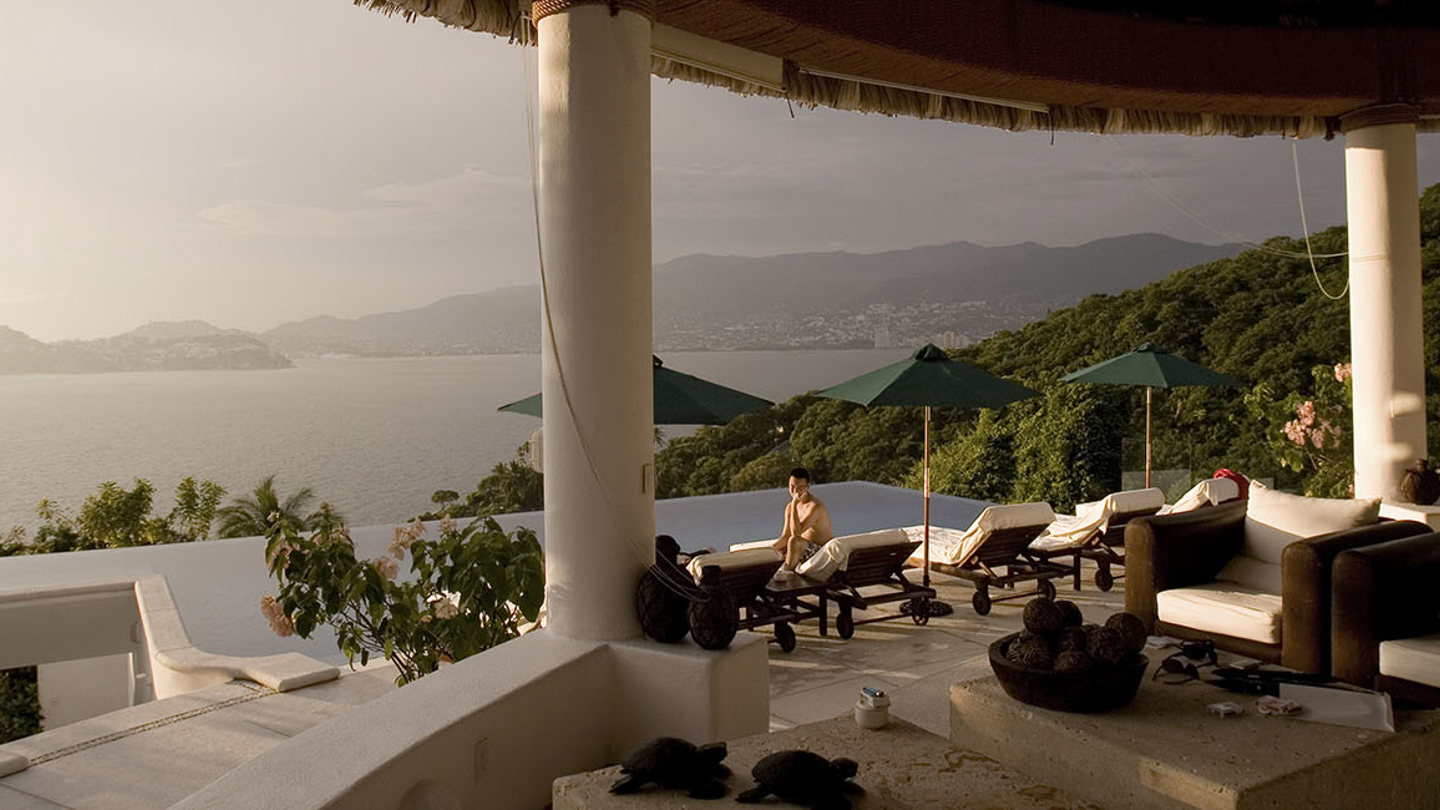 Eight Themes That Are Rewriting the Future of Luxury Goods | Bain & Company