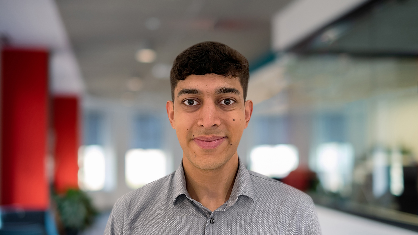 Headshot of Arnav Batta