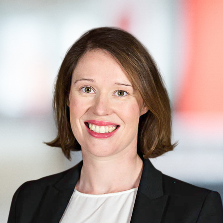 Headshot of Sinead Fox