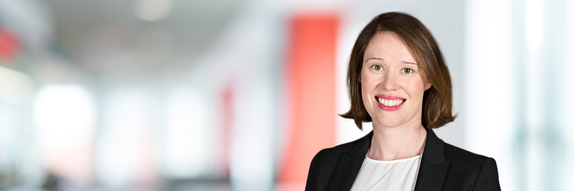 Headshot of Sinead Fox