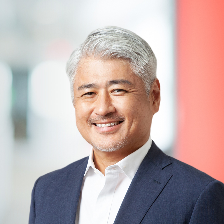 Headshot of Kenzo Nagaoka