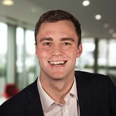 Headshot of Toby Simpson