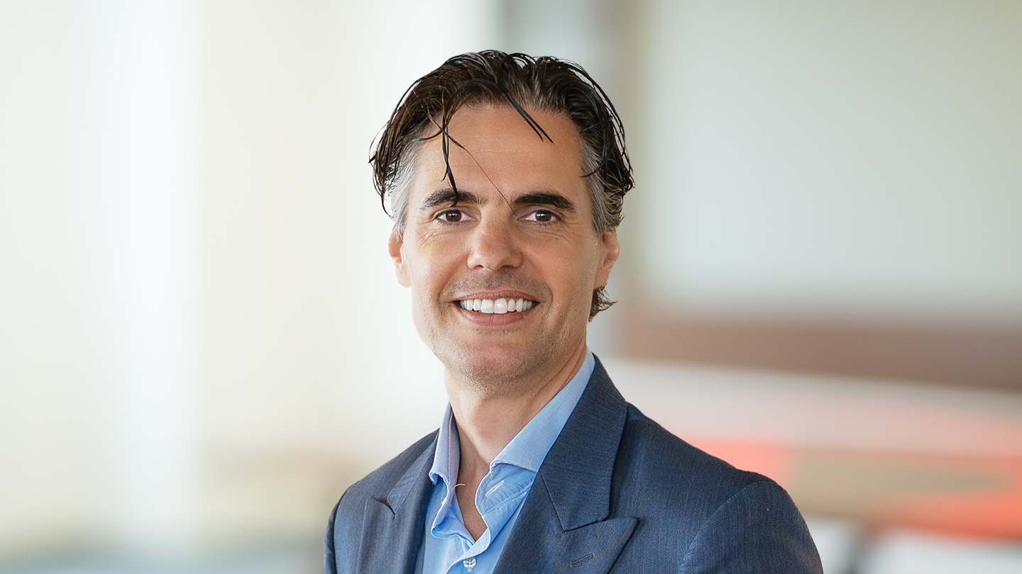 Headshot of Laurens-Jan Olsthoorn