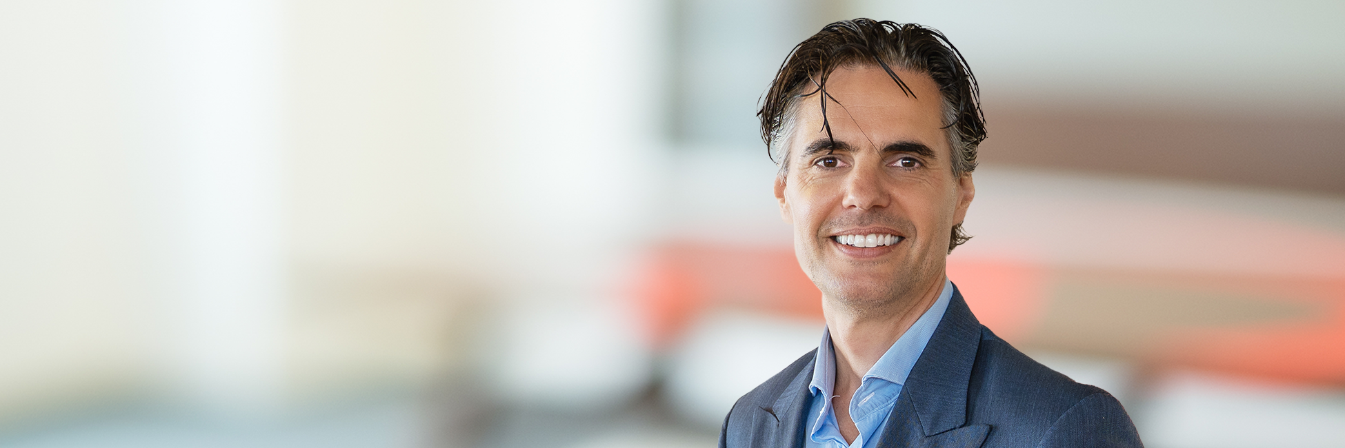 Headshot of Laurens-Jan Olsthoorn