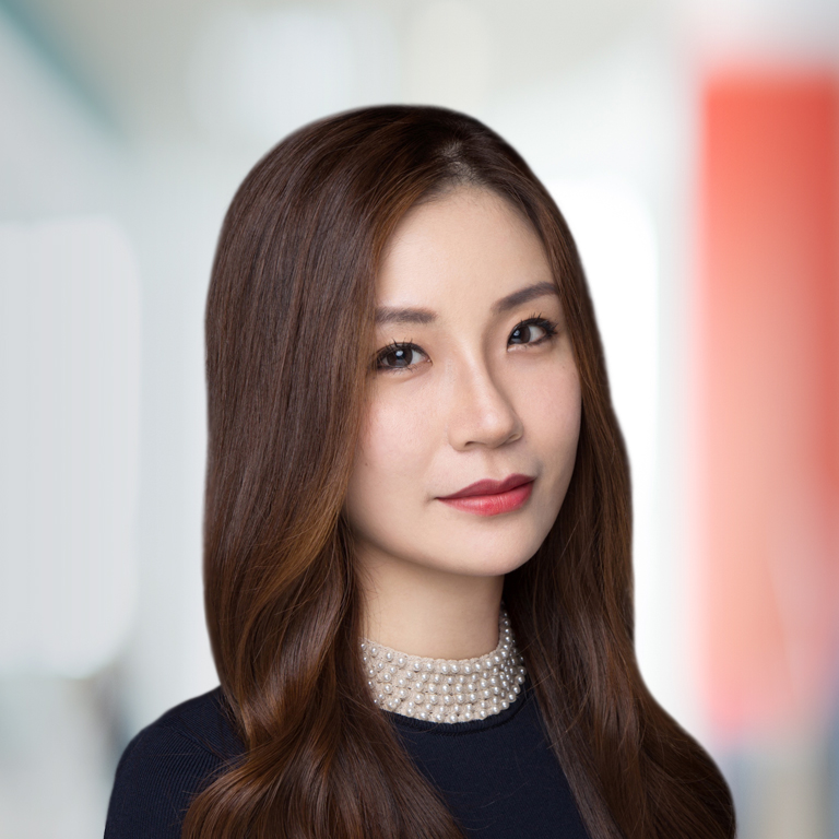 Headshot of Nancy Zheng