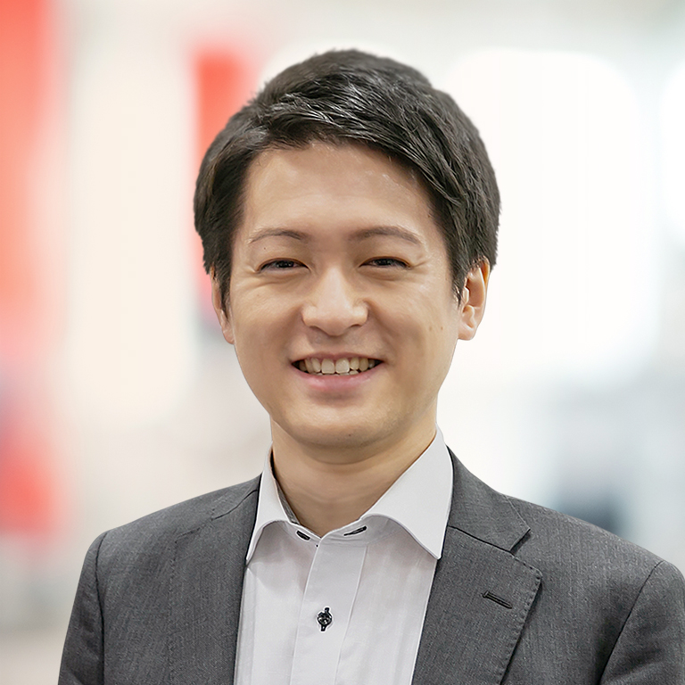 Headshot of Hiroaki Adachi