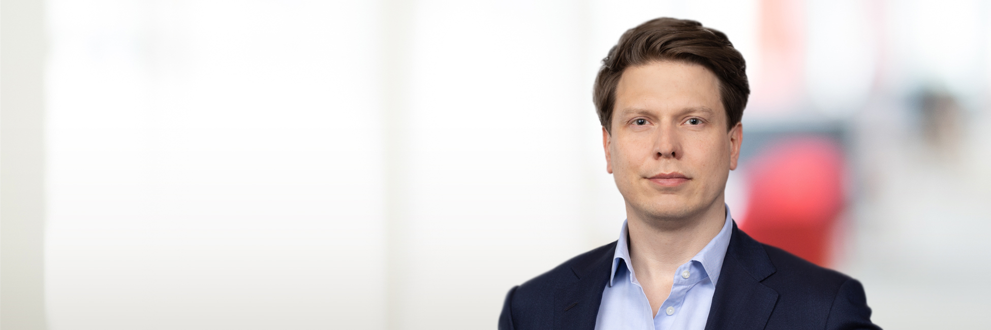 Headshot of Phillip Roberts