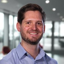 Headshot of Nic Gray