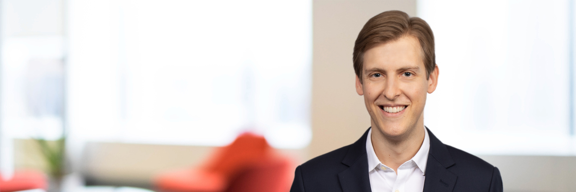 Headshot of Vitor D'Agnoluzzo