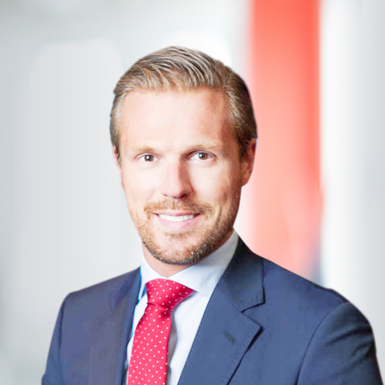 Headshot of Christoffer Precht