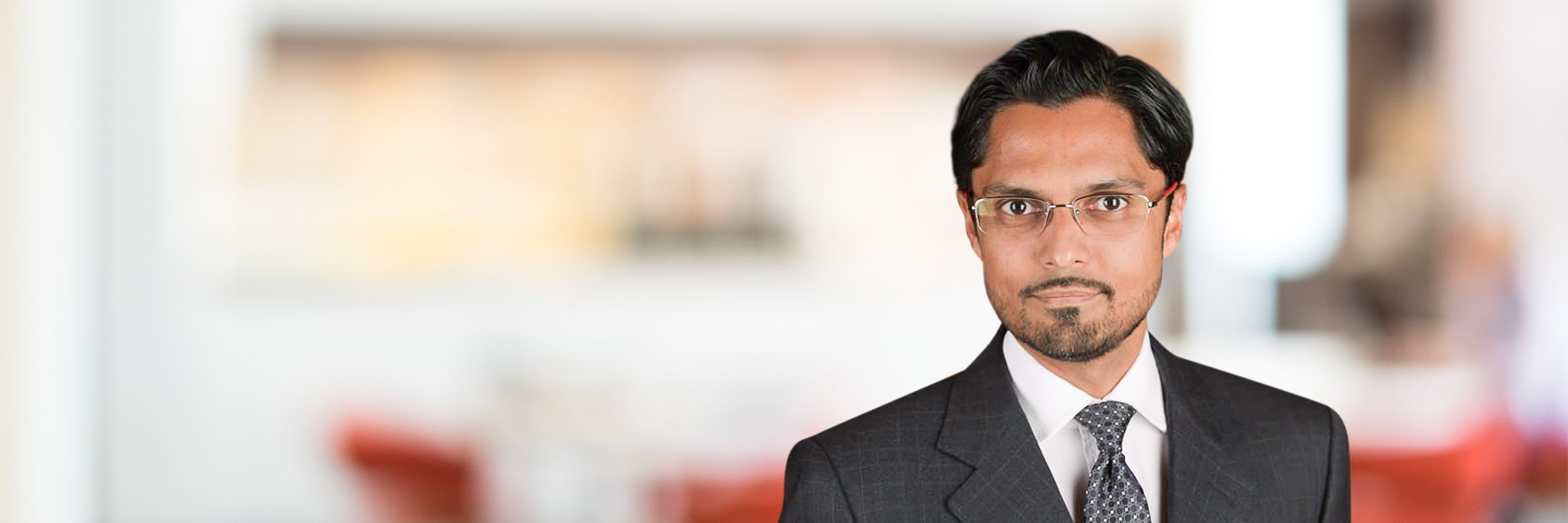 Headshot of Waqar Alam