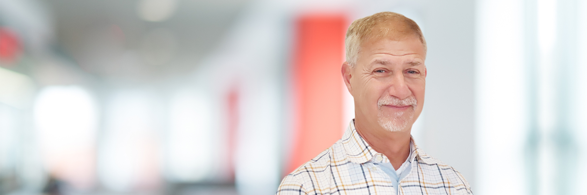 Headshot of Eric Schvimmer