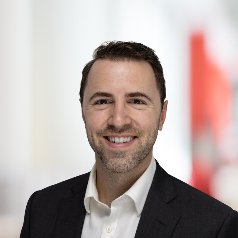 Headshot of Patrick Connelly