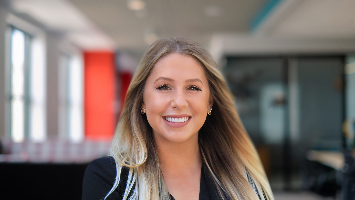 Headshot of Kiara Lenhardt