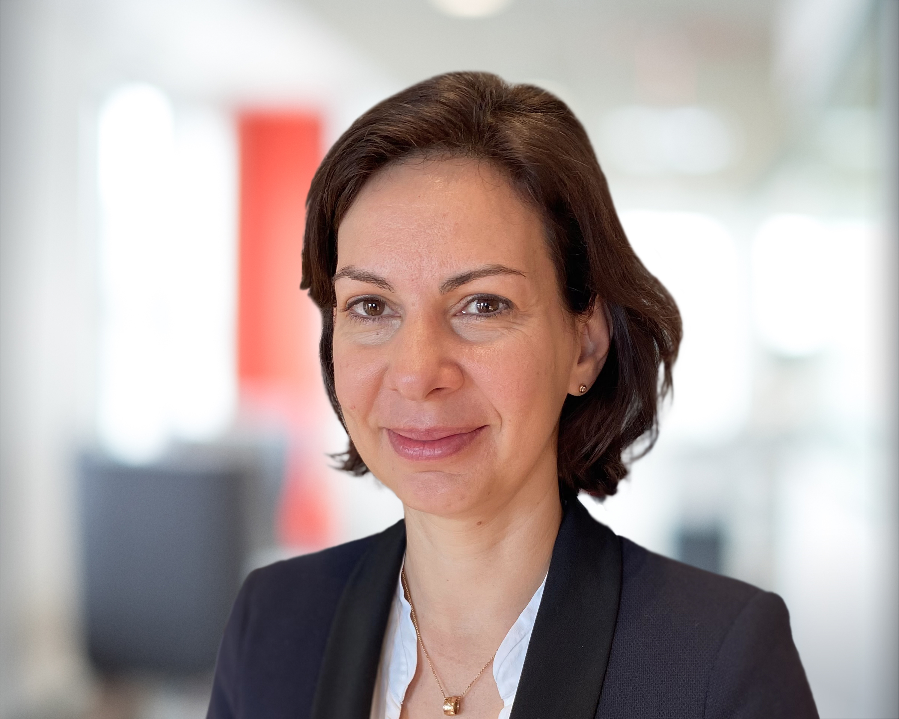 Headshot of Aude Schonbachler