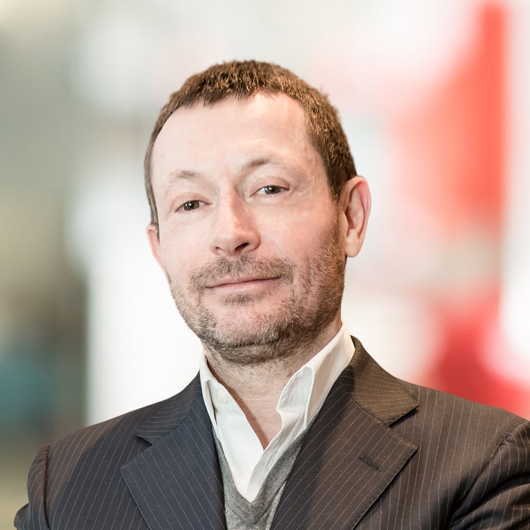 Headshot of Lorenzo Ferroni