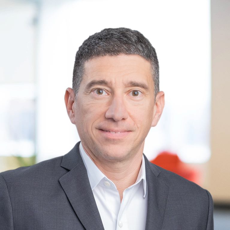 Headshot of Fabio La Mola