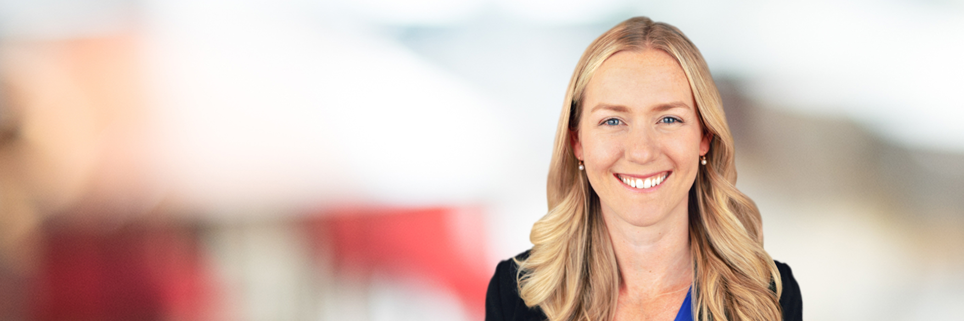 Headshot of Tess Knightbrook