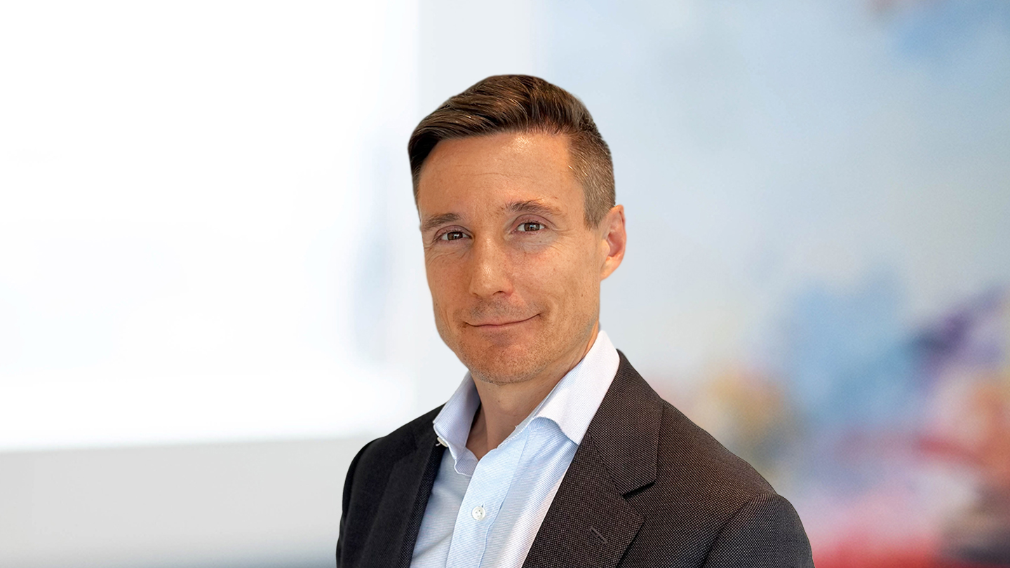 Headshot of James Viles