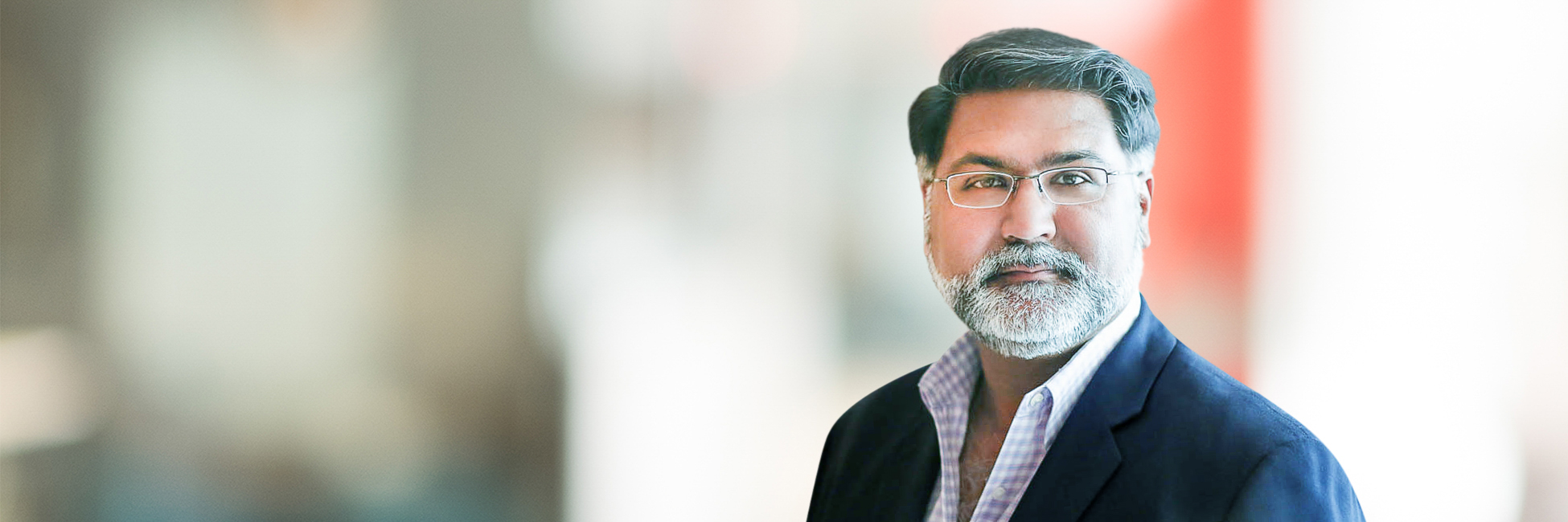 Headshot of Velu Sinha