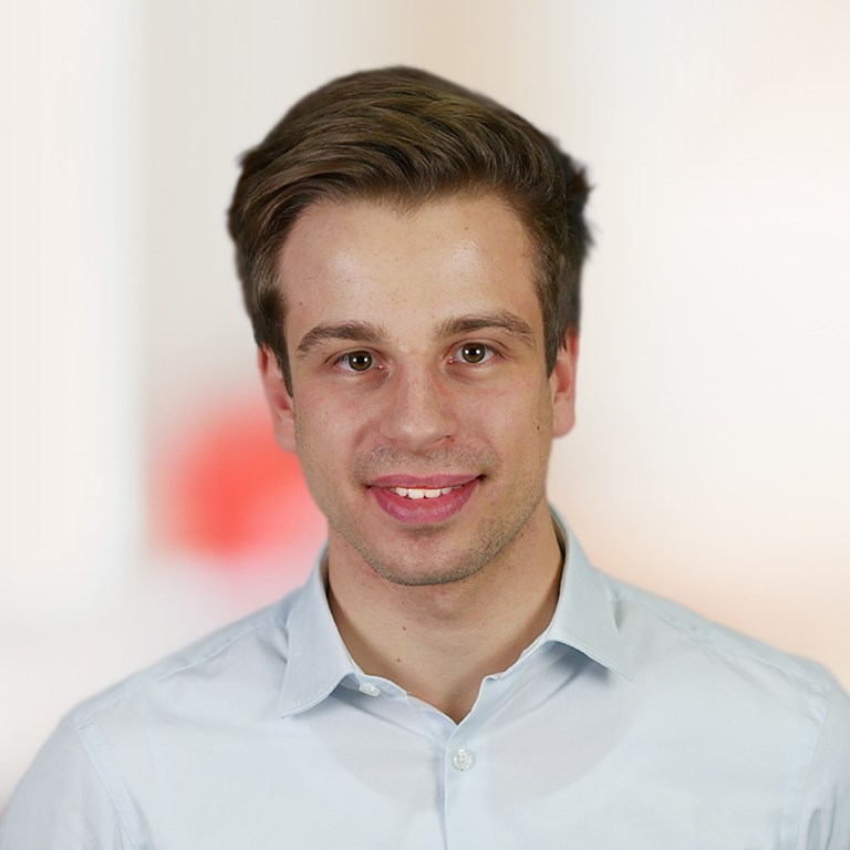 Headshot of Philipp Sautner