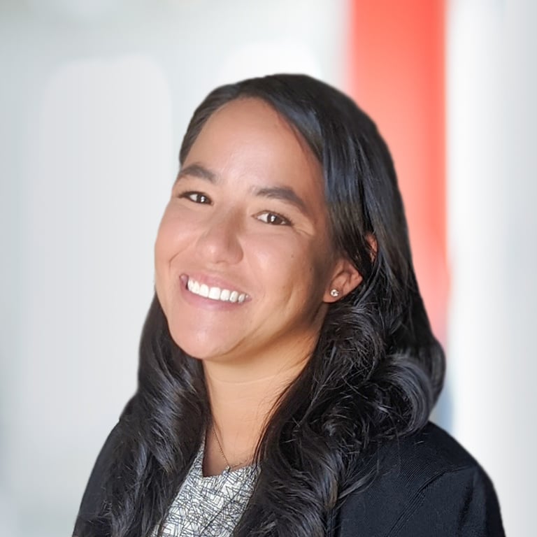 Headshot of Kelly Swaintek