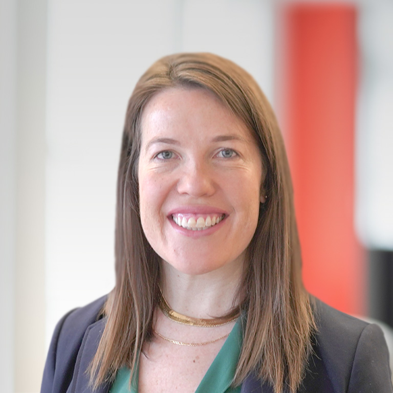 Headshot of Sinead Mullen