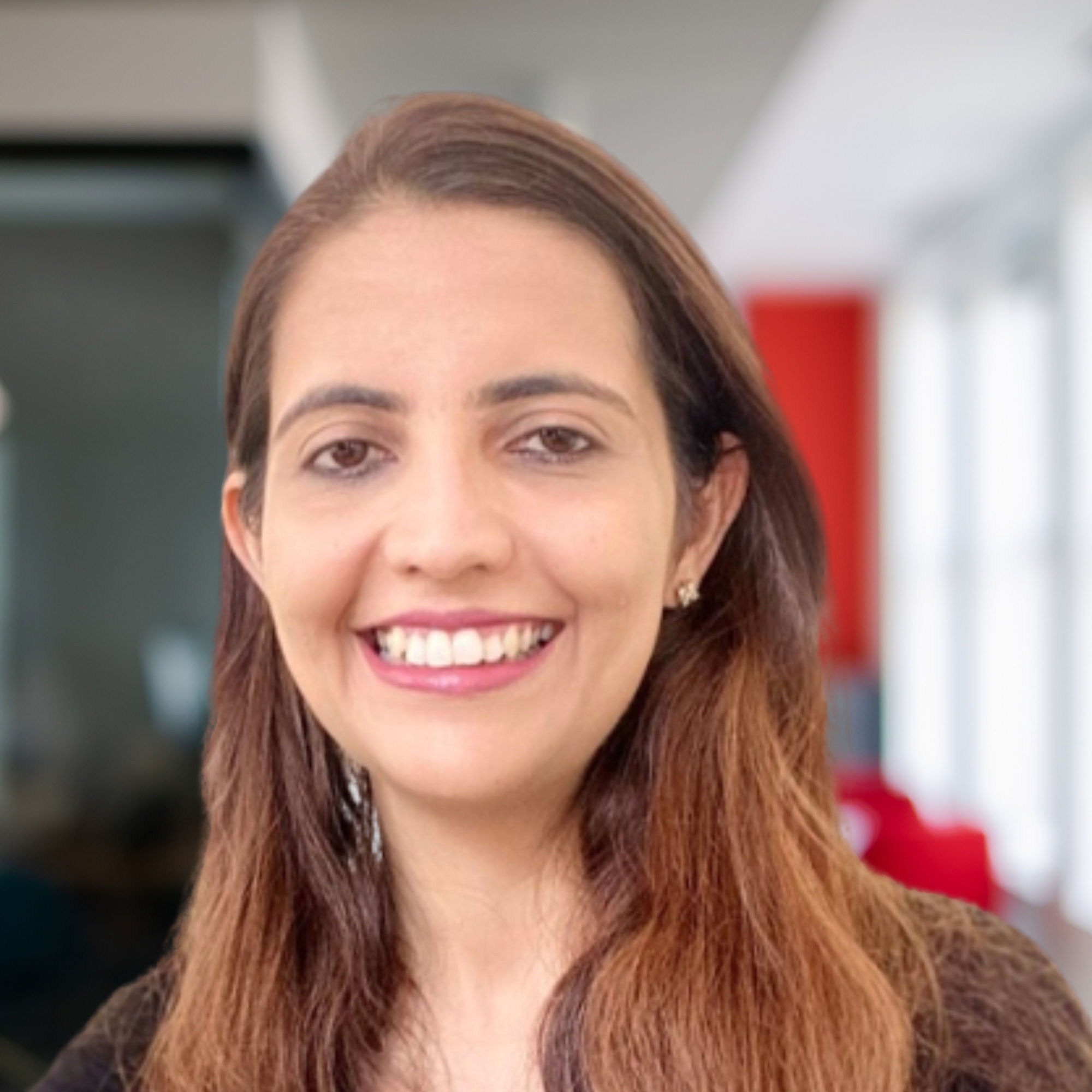 Headshot of Shipra Arora