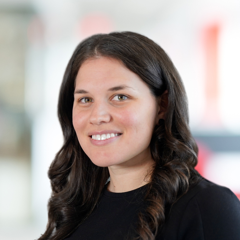 Headshot of Sarah Kretz