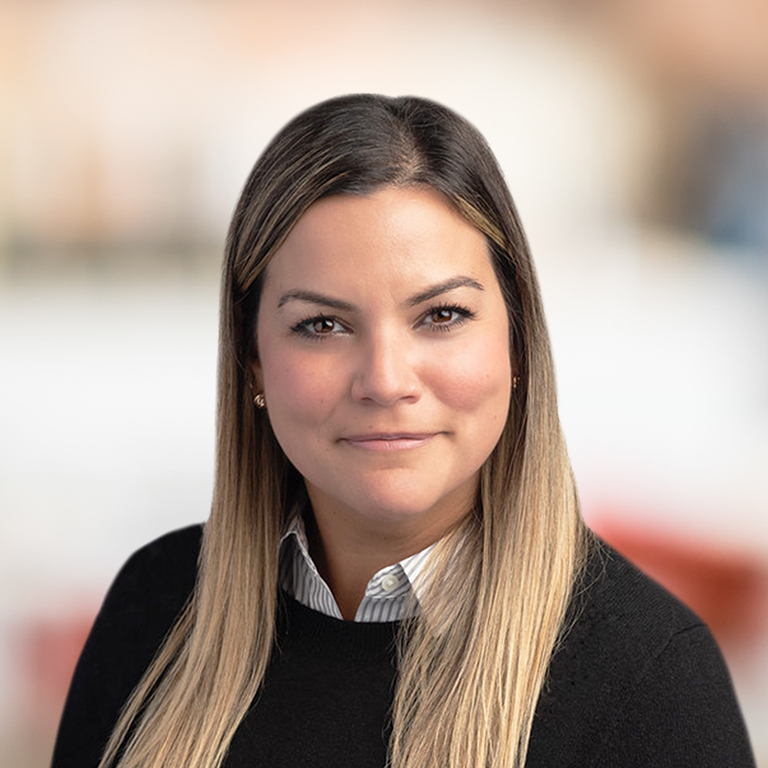 Headshot of Anna Krementz