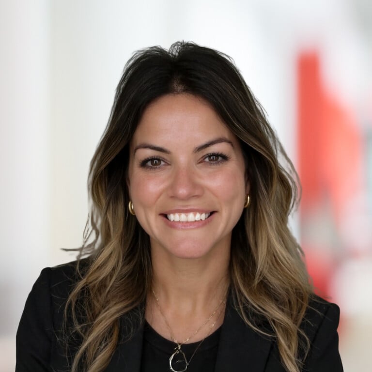 Headshot of Anna Krementz