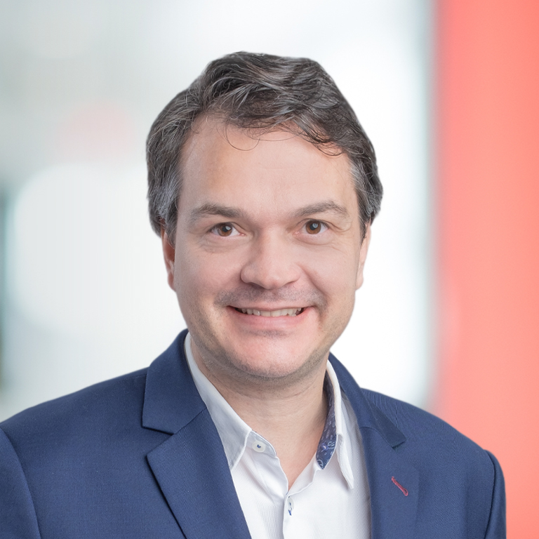 Headshot of Geoffroy Descamps