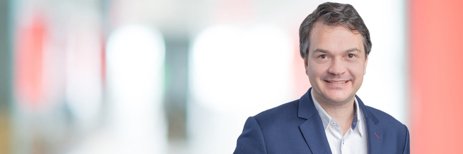 Headshot of Geoffroy Descamps